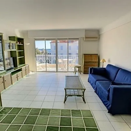 Apartment Agreable Studio Au Calme 6 *